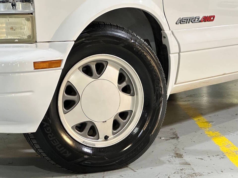 chevrolet astro cargo 2002 1GNEL19X02B121578 image chevrolet astro cargo 2002 1GNEL19X02B121578 image